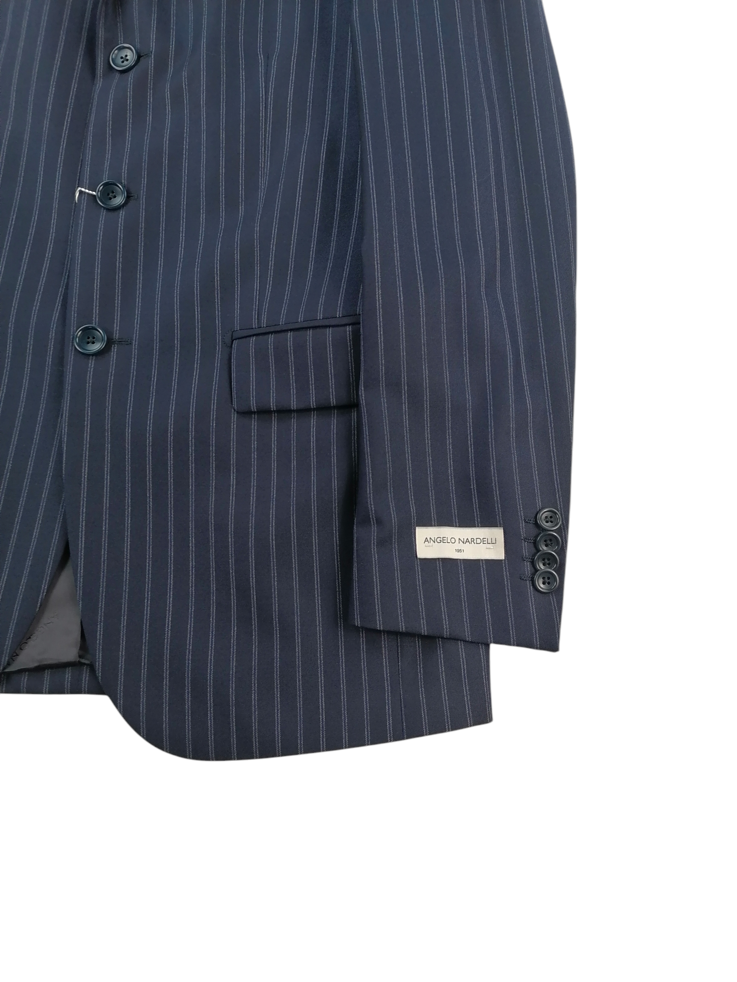 Angelo Nardelli completo IT 46 — dettaglio sartoriale — IlBotteghino