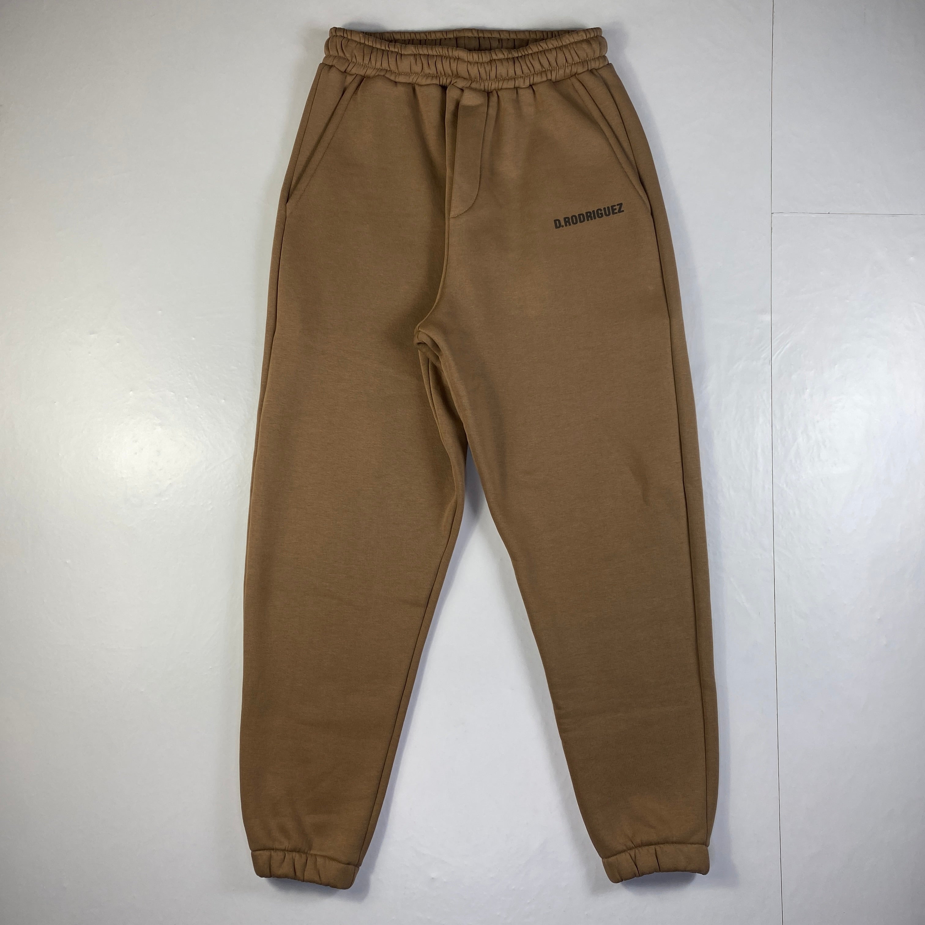 Diego Rodriguez pantalone tuta beige — dettaglio tessuto felpato — IlBotteghino
