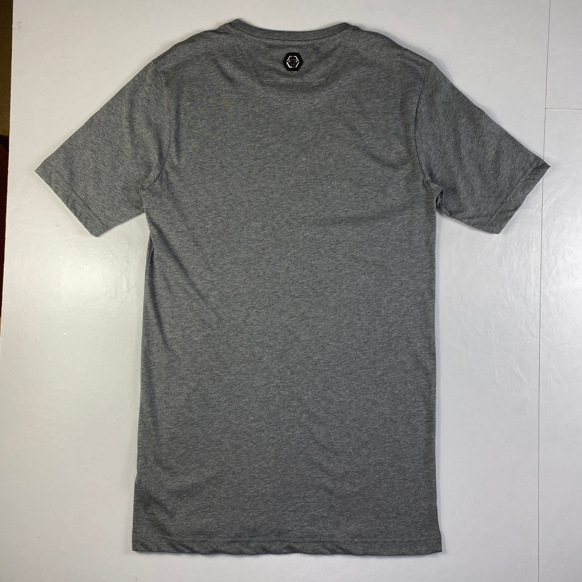 T-shirt Philipp Plein Money Maker grigia da uomo, dettaglio collo